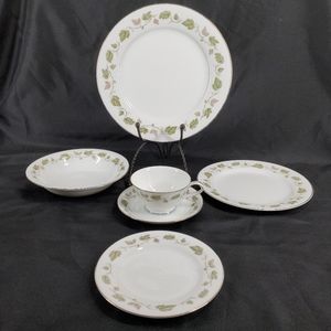 1 Setting Noritake Vineyard 6449 Dinnerware Brown Green Leaves Vine Platinum Rim
